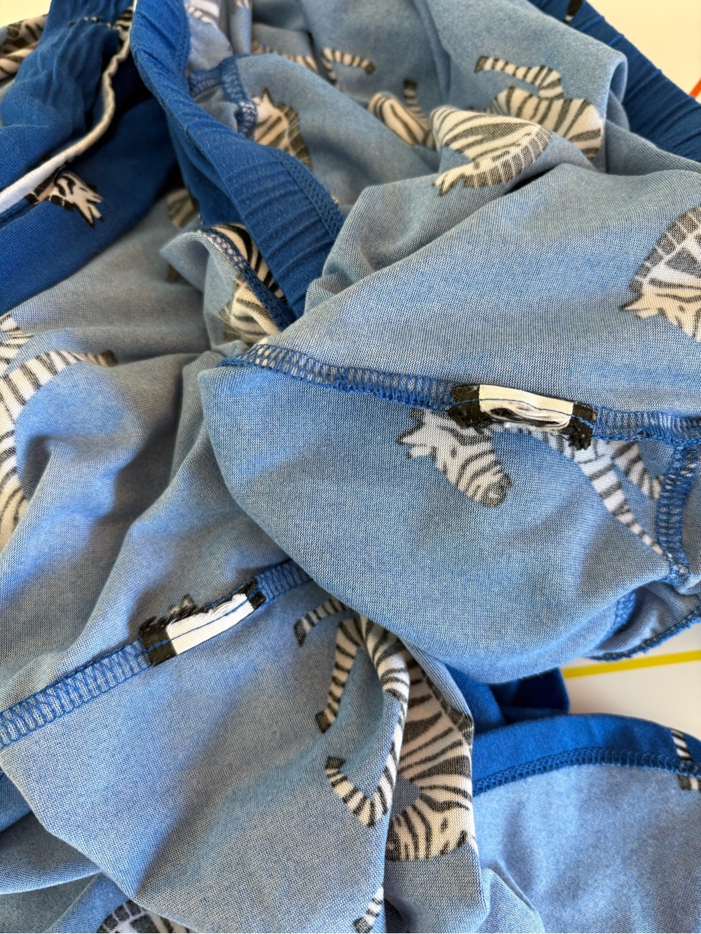 Room Service Blue Zebra Print Short Sleeve Cropped Pants Pajama 2PC Set XL EUC - Picture 13 of 13